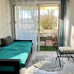 Charming T3 With Balcony In Arcachon