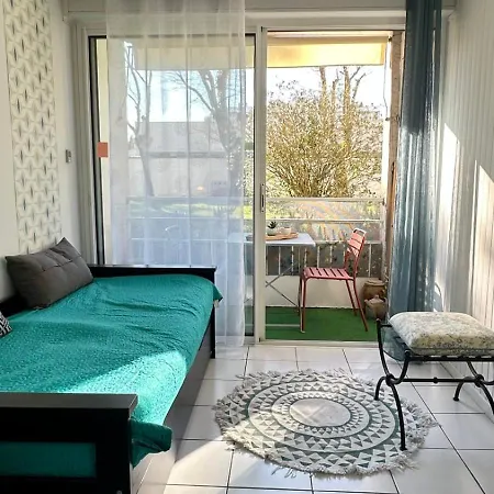 Charming T3 With Balcony In Arcachon