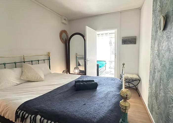 Charming T3 With Balcony In Arcachon